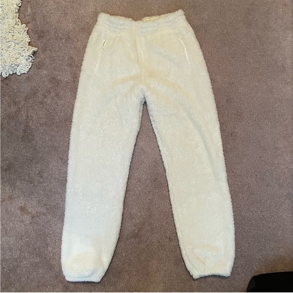 OFFLINE By Aerie Fluffy Sherpa Jogger - Womens Small - Picture 8 of 11